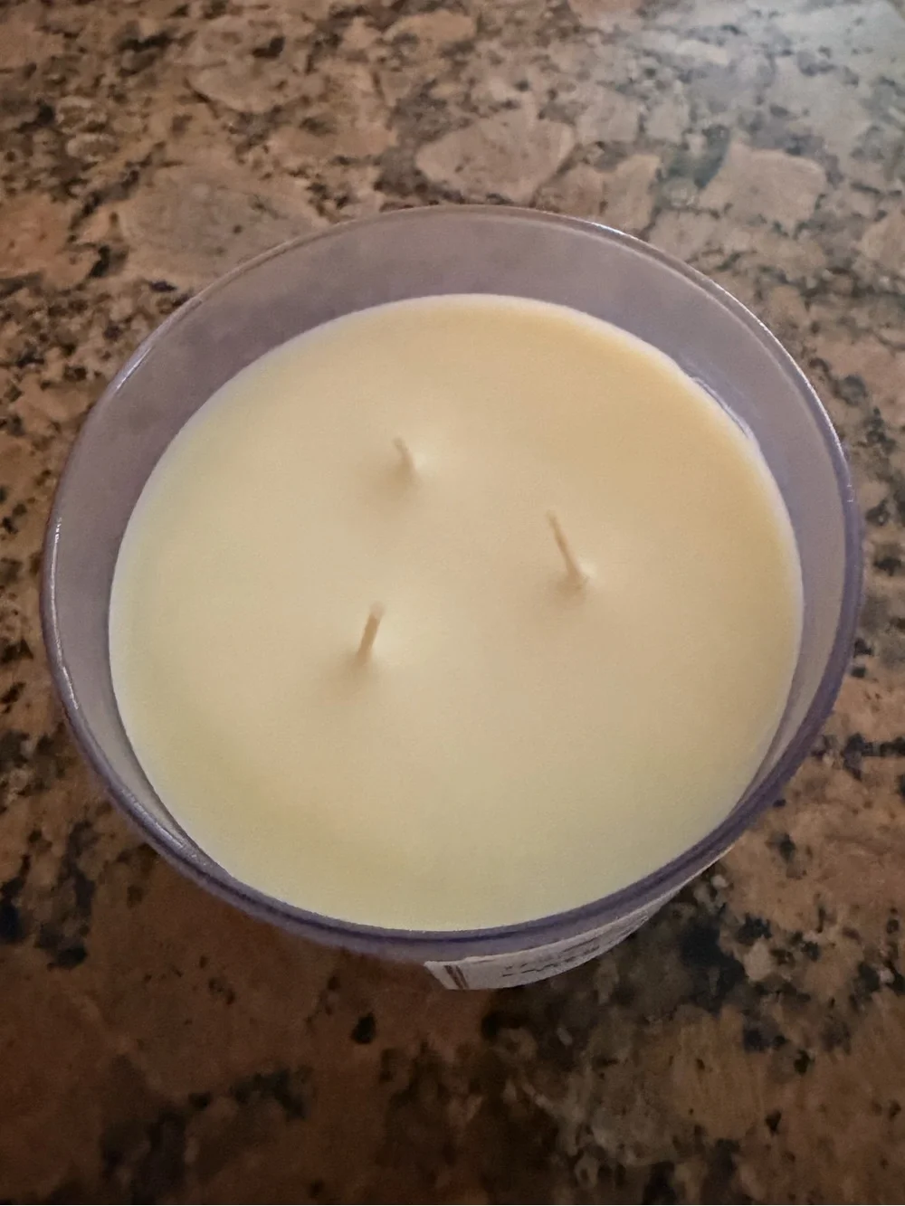NWT White Barn 3 wick Fresh Cut Lilacs scented candle - Picture 2 of 5